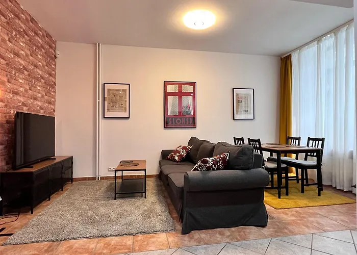 Orzel Bialy * Μπίτομ